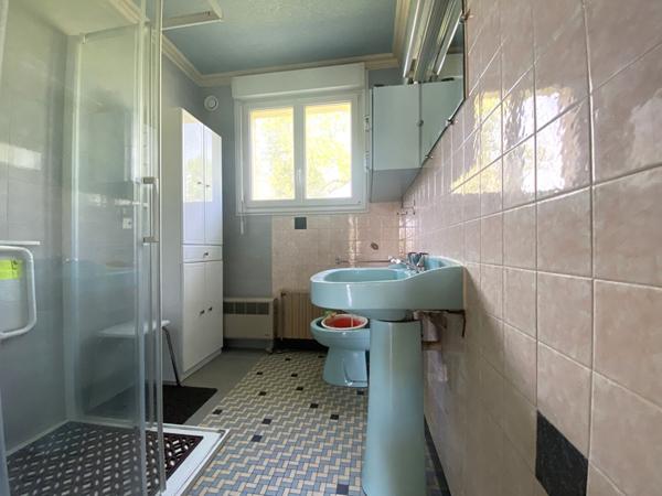 Maison à vendre à Vannes secteur gare 4 chambres sous-sol complet