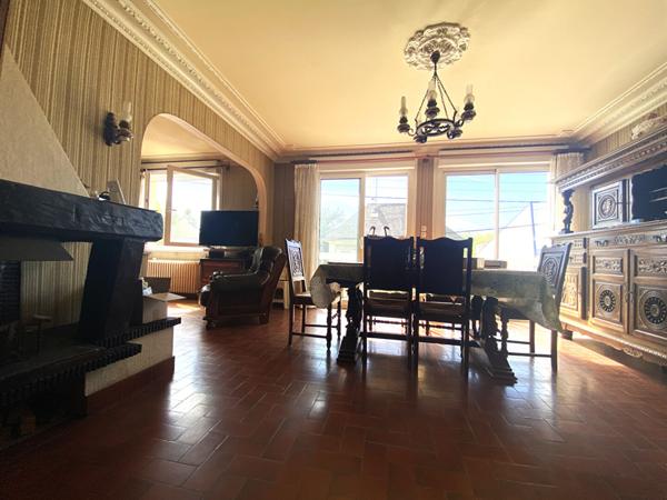 Maison à vendre à Vannes secteur gare 4 chambres sous-sol complet