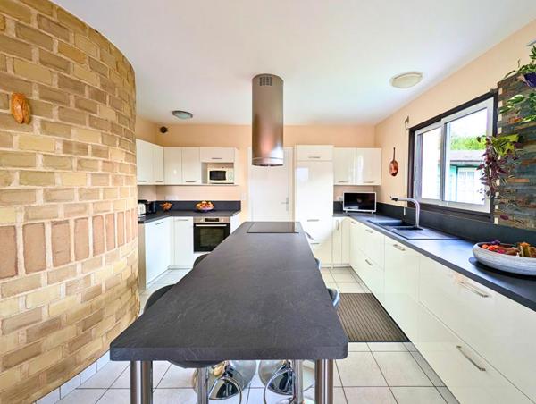 Maison Sainte Luce Sur Loire 4 pièce(s) 110 m2