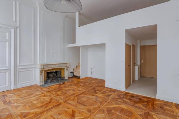 APPARTEMENT T2 - HYPER CENTRE - RUE AUGUSTE COMTE