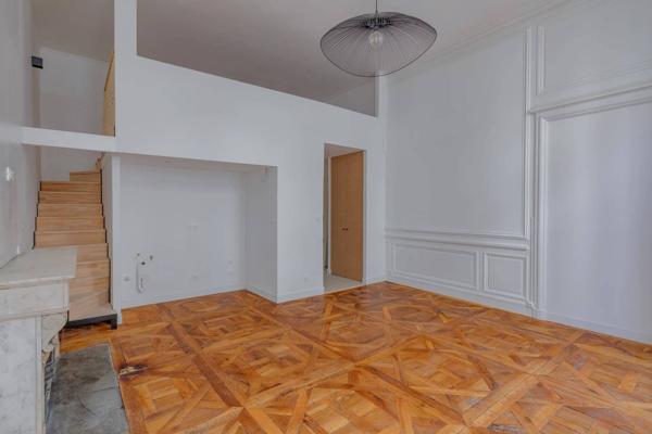 APPARTEMENT T2 - HYPER CENTRE - RUE AUGUSTE COMTE