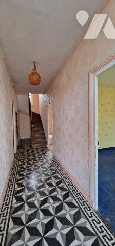 Maison à Vendre à Thouars (79100) en Deux-Sèvres (79)

Cette maison propose une surface habit...