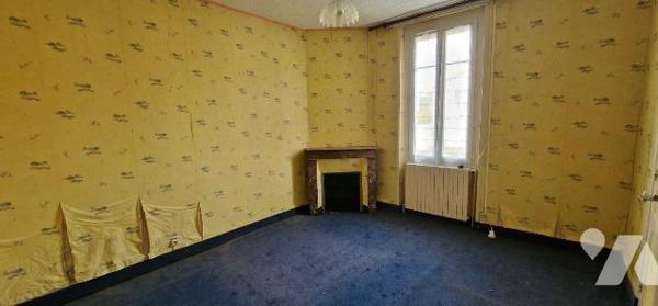 Maison à Vendre à Thouars (79100) en Deux-Sèvres (79)

Cette maison propose une surface habit...