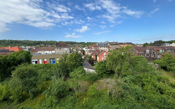 Appartement à vendre    3 pièces • 60 m2 Coulommiers