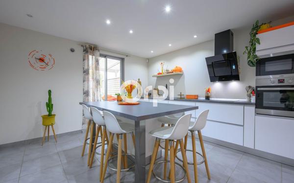 Maison à vendre    4 pièces •  Merville