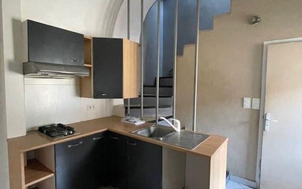 Appartement à louer    3 pièces •  Joyeuse