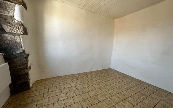 Appartement à louer    3 pièces •  Joyeuse