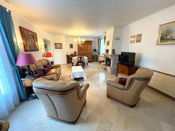 Maison 8 pièces 188.43 m2