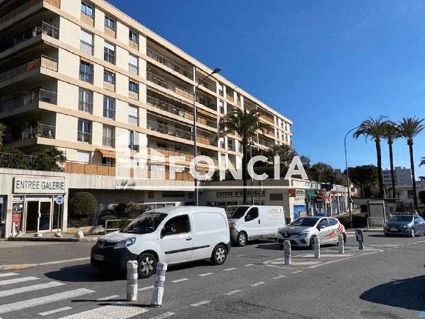 Location Local commercial 1 pièce 25.7 m² - 40-54 AVENUE SAINTE MARGUERITE Nice 06200