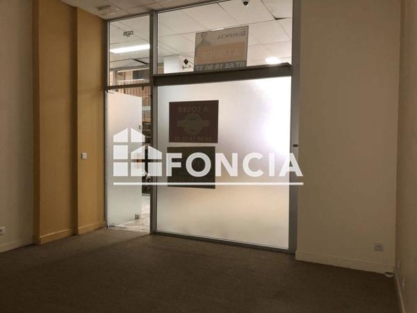 Location Local commercial 1 pièce 25.7 m² - 40-54 AVENUE SAINTE MARGUERITE Nice 06200