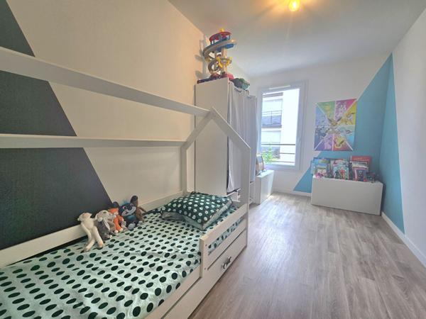 Appartement Rosny Sous Bois 3 pièce(s) 65m²