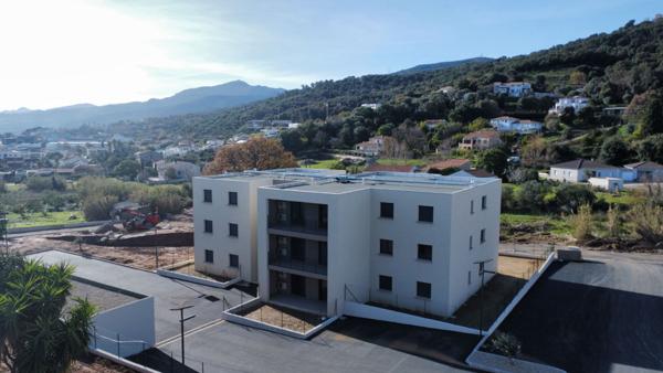 À vendre : Appartement neuf de 4 pièces à Borgo