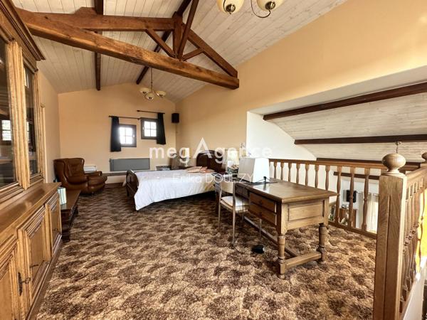 Maison à MAULEVRIER, 49360 - 7 pièces 215m²