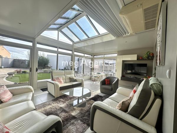 Maison à MAULEVRIER, 49360 - 7 pièces 215m²