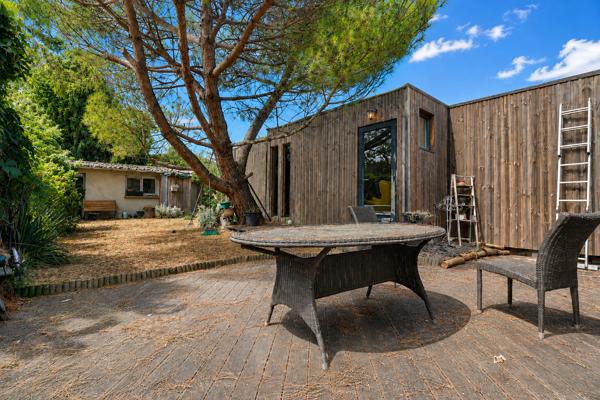 Maison familiale de 4 chambres avec dépendance, garage et fort potentiel d'évolution à Tremblay-en-France