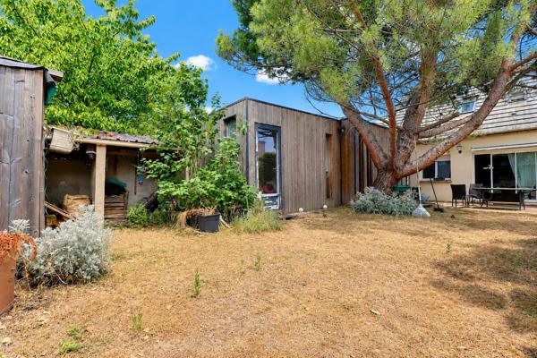 Maison familiale de 4 chambres avec dépendance, garage et fort potentiel d'évolution à Tremblay-en-France