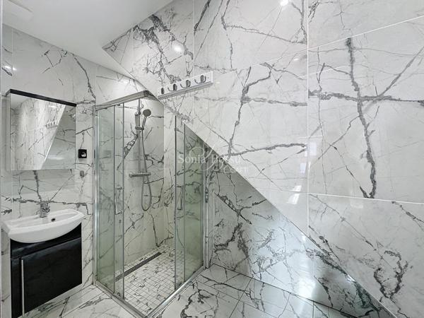 MAISON RECENTE 215M2 6 CHAMBRES GARAGE