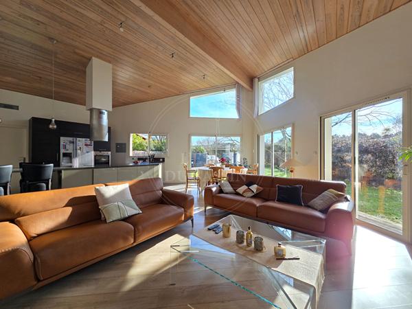 Maison 4 pièce(s) 142 m2 Lacanau de Mios