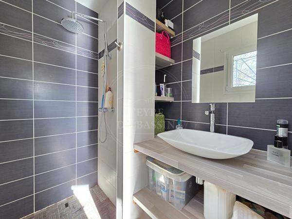 Maison 4 pièce(s) 142 m2 Lacanau de Mios