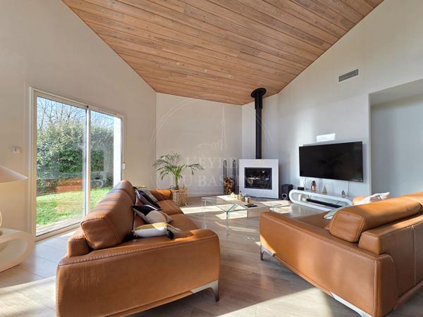 Maison 4 pièce(s) 142 m2 Lacanau de Mios
