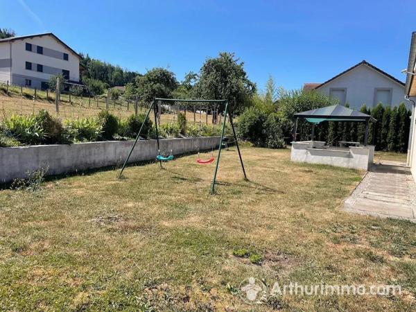 Vente                                                      Maison
                        
                     5 pièces                      135 m2                     à Bians-les-Usiers