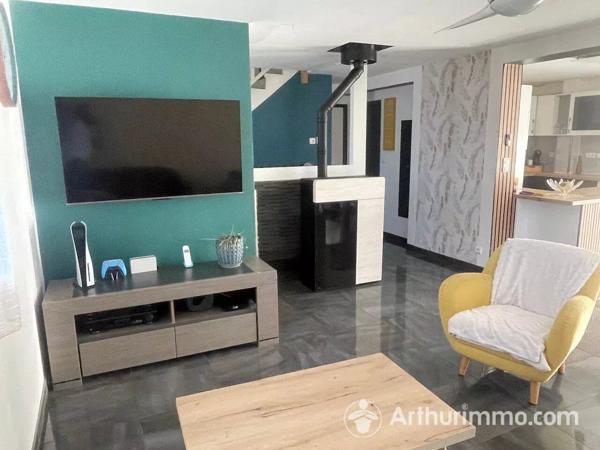 Vente                                                      Maison
                        
                     5 pièces                      135 m2                     à Bians-les-Usiers