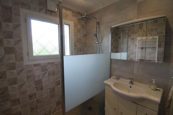 Pavillon sur sous-sol