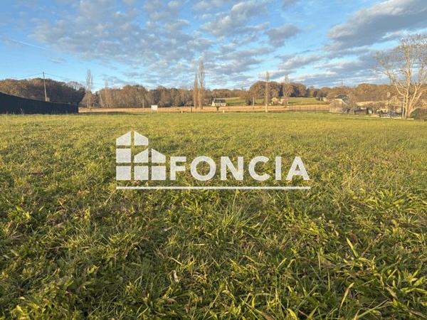 À vendre Terrain 1810 m² - Ledeuix 64400