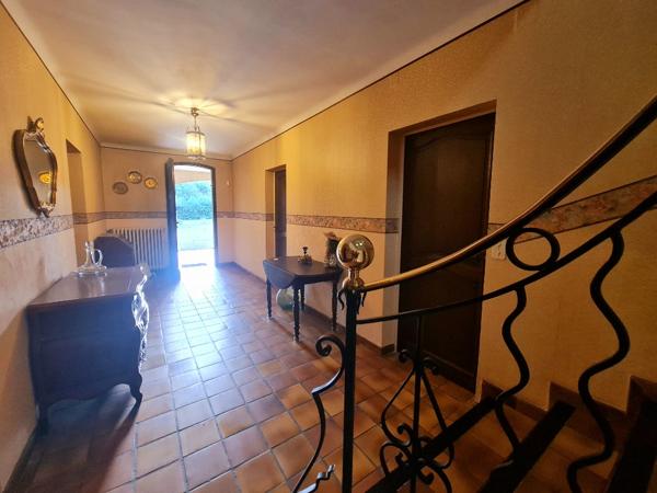 Alès - Maison familiale de caractère ? Fort potentiel