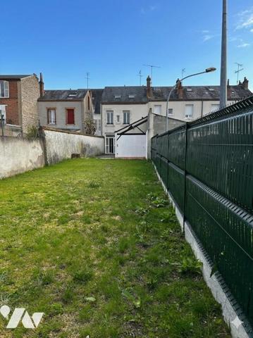 FLEURY LES AUBRAIS - MAISON DE VILLE 