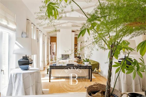 Bordeaux, Maison 5 Chambres -  285 m² à vendre