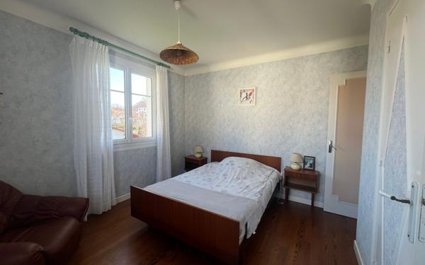 Maison à vendre    8 pièces • 184,80 m2 Ciboure