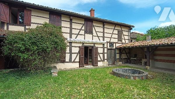 HYPER CENTRE
Ensemble immobilier offrant de nombreuses possibilités d'aménagement