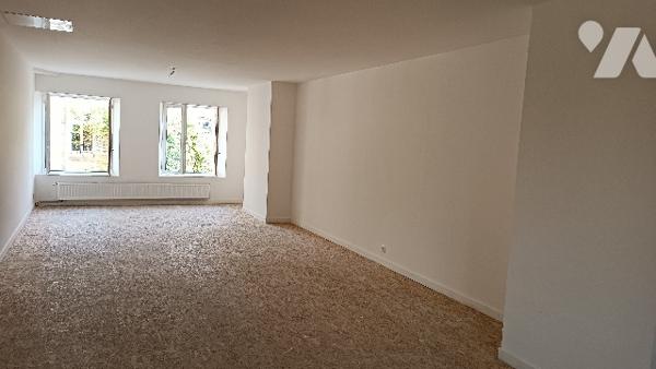 HYPER CENTRE
Ensemble immobilier offrant de nombreuses possibilités d'aménagement