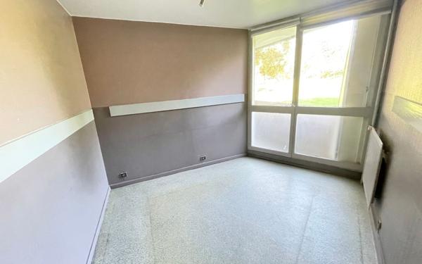 Appartement à vendre    4 pièces • 87 m2 Villepinte