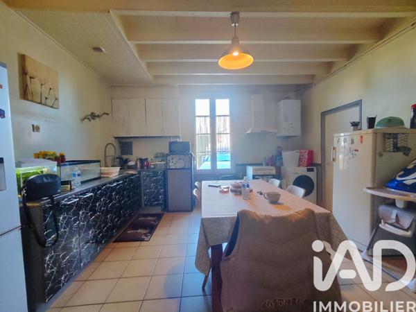 Appartement à vendre 6 pièces 200 m² Saint-Seurin-sur-l'Isle