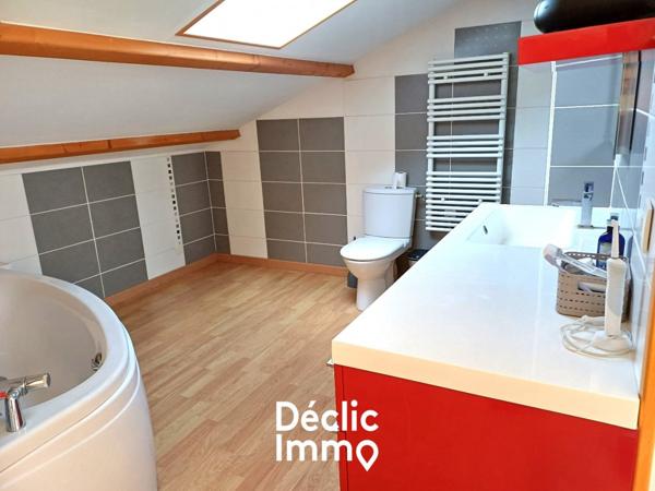 Vente maison de caractère Les clouzeaux, 140m² 1340m² 8 pièces 337 200€