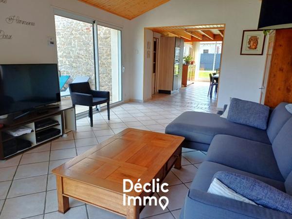 Vente maison de caractère Les clouzeaux, 140m² 1340m² 8 pièces 337 200€
