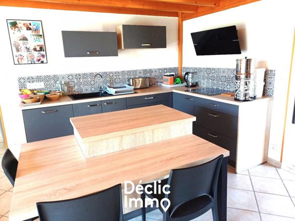 Vente maison de caractère Les clouzeaux, 140m² 1340m² 8 pièces 337 200€