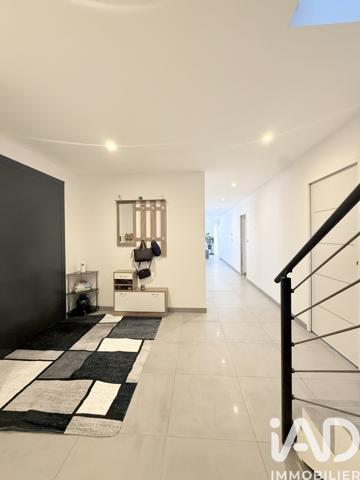 Maison à vendre 6 pièces 180 m² Buchères