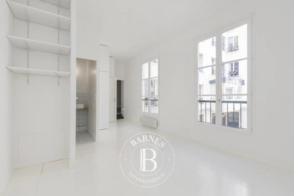 Paris 1er, Appartement 2 Chambres -  118 m² à vendre