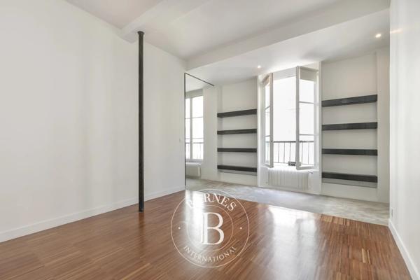 Paris 1er, Appartement 2 Chambres -  118 m² à vendre