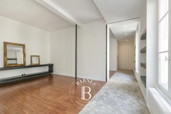 Paris 1er, Appartement 2 Chambres -  118 m² à vendre