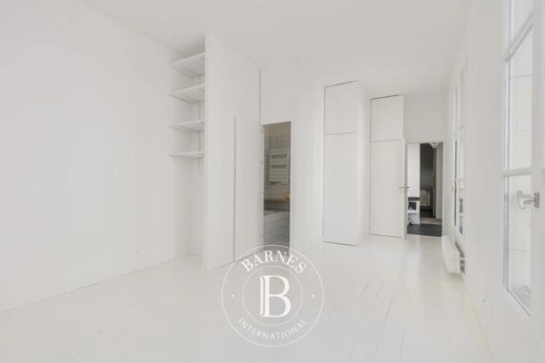 Paris 1er, Appartement 2 Chambres -  118 m² à vendre