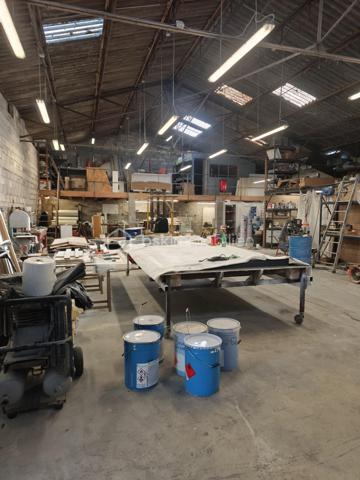 Local d'activités de 438 m²