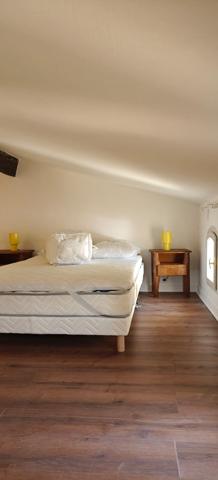 Bordeaux – Saint-Michel – T2 bis de charme 41 m² Carrez / 65 m² au sol – Disponible 1er septembre