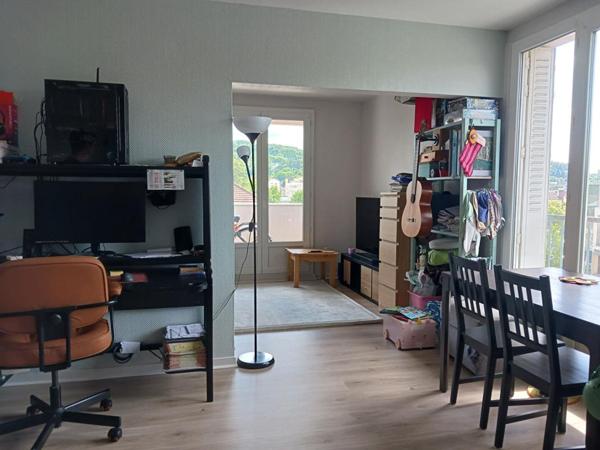Appartement Lons Le Saunier 4 pièce(s) 68.90 m2