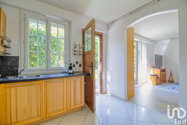 House for sale 5 rooms 178 m² Lagny-sur-Marne