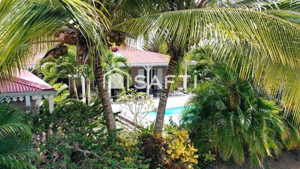 Villa haut de gamme, quatres chambres, dépendance