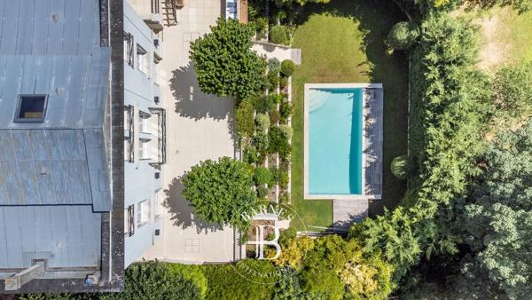 Saint-Germain-en-Laye, Maison 5 Chambres -  379 m² à vendre